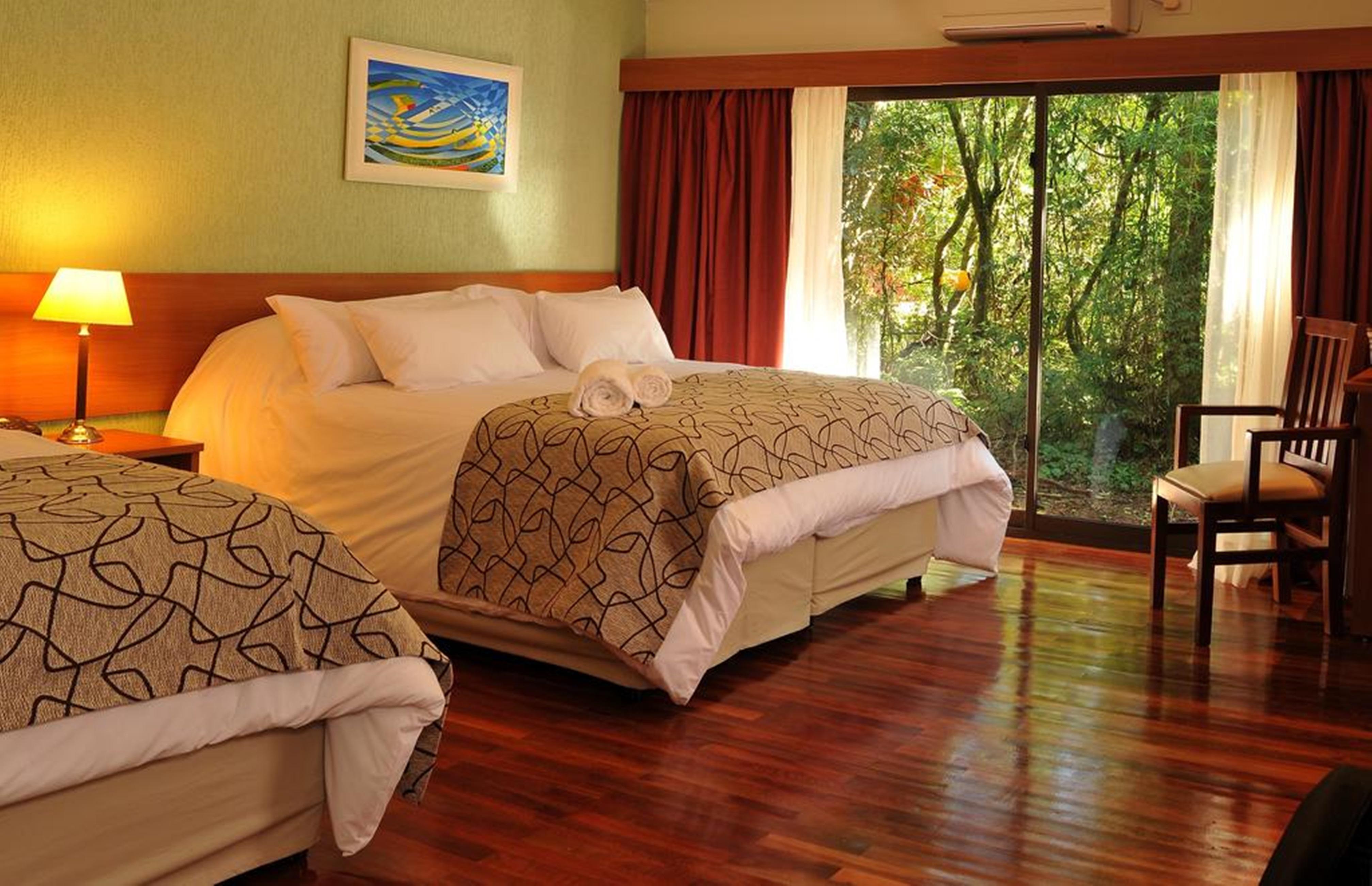 Yvy Hotel De Selva Puerto Iguazú Zewnętrze zdjęcie